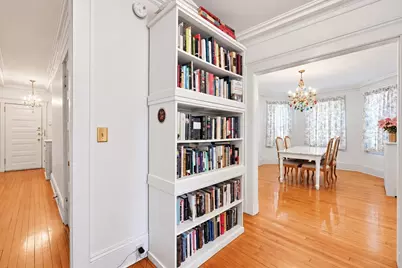 22 Centre St #2, Cambridge, MA 02139 - Photo 4