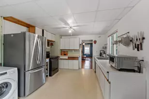 322 Pearl St, Gardner, MA 01440 - Photo 16