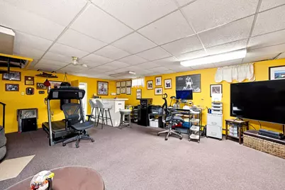 60 Brickett St, Springfield, MA 01119 - Photo 16