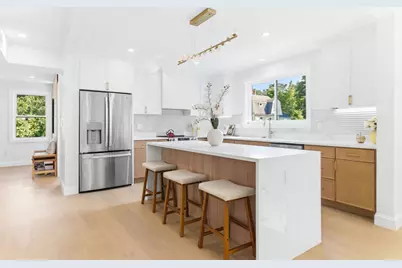 8 Guild St, Medford, MA 02155 - Photo 8