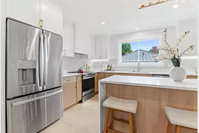 8 Guild St, Medford, MA 02155 - Photo 6