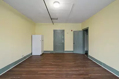128 High St #2, Holyoke, MA 01040 - Photo 4