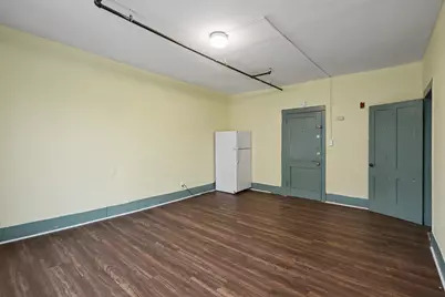 128 High St #2, Holyoke, MA 01040 - Photo 2