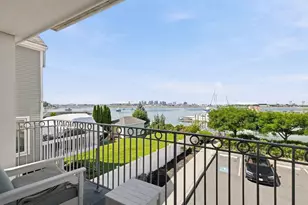 550 Pleasant St, Winthrop, MA 02152 - Photo 4
