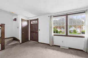 47 Prescott Dr, Chelmsford, MA 01863 - Photo 4