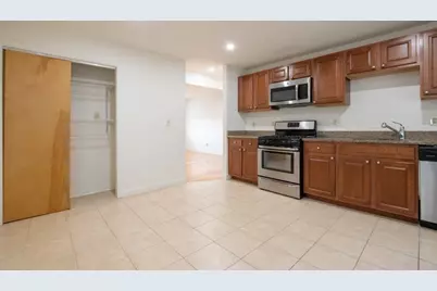 146 Willow Street #21, Waltham, MA 02453 - Photo 6