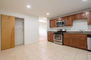 146 Willow St, Waltham, MA 02453 - Photo 6