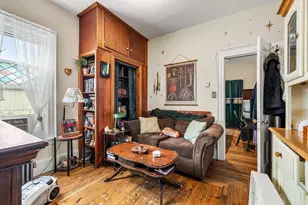 45 Varney St, Lowell, MA 01854 - Photo 32