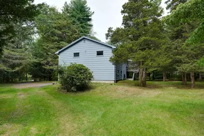 801 Winter St, Holliston, MA 01746 - Photo 24