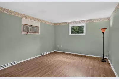 801 Winter St, Holliston, MA 01746 - Photo 10