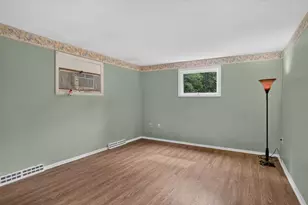 801 Winter St, Holliston, MA 01746 - Photo 10