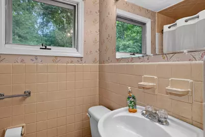 801 Winter St, Holliston, MA 01746 - Photo 14
