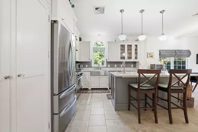 125 Mayflower Ln, Tisbury, MA 02568 - Photo 8