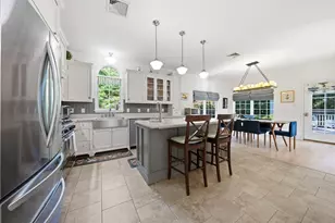 125 Mayflower Ln, Tisbury, MA 02568 - Photo 12