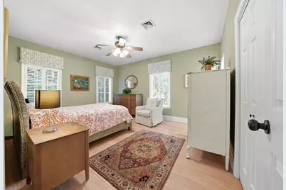 125 Mayflower Ln, Tisbury, MA 02568 - Photo 18