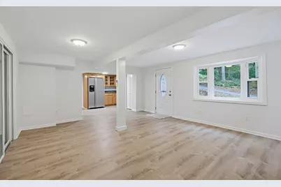 15 Yale Rd, Hopkinton, MA 01748 - Photo 12