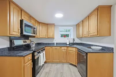 15 Yale Rd, Hopkinton, MA 01748 - Photo 8