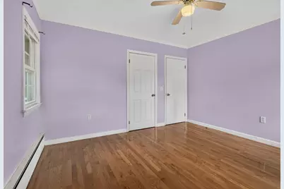 43 Madison St, Amesbury, MA 01913 - Photo 12