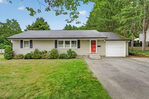 43 Madison St, Amesbury, MA 01913 - Photo 1