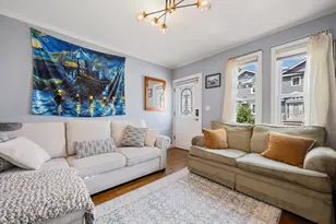 53 Myrtle St, Waltham, MA 02453 - Photo 1