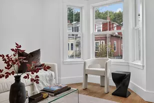 31 Houghton St, Somerville, MA 02143 - Photo 10
