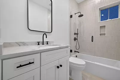 31 Houghton St #A, Somerville, MA 02143 - Photo 12