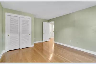 8 Barry Dr, Framingham, MA 01702 - Photo 30