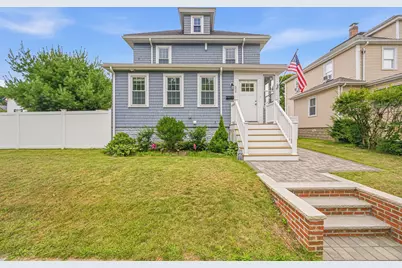 606 Lincoln Ave, Saugus, MA 01906 - Photo 1