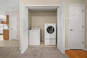30 Lowell St, Woburn, MA 01801 - Photo 16