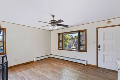 21 Fern Ave, Amesbury, MA 01913 - Photo 4
