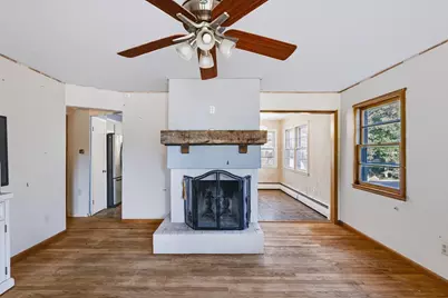 21 Fern Ave, Amesbury, MA 01913 - Photo 6