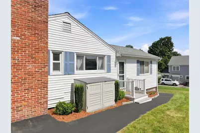 11 Marlboro Rd, Woburn, MA 01801 - Photo 2