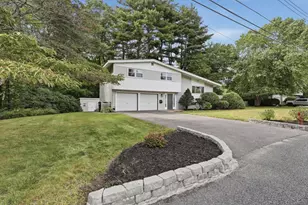 27 Clearview Dr, Framingham, MA 01701 - Photo 2
