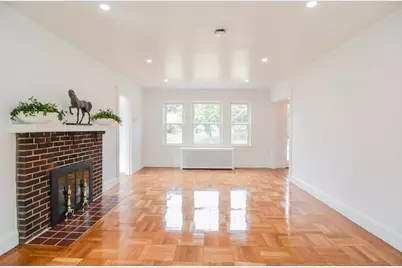 19 Stoneleigh Rd, Watertown, MA 02472 - Photo 8