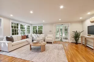 5 Tavern Ln, Lexington, MA 02421 - Photo 2