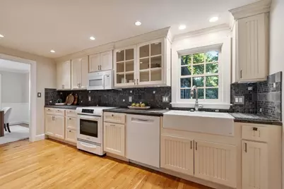 5 Tavern Ln, Lexington, MA 02421 - Photo 14