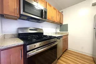 133 Park St, Brookline, MA 02446 - Photo 2