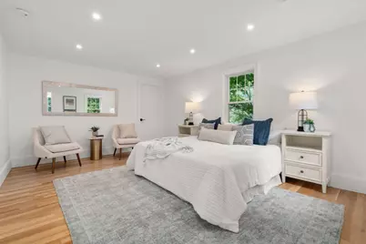 46 Myrtle St, Newton, MA 02465 - Photo 16