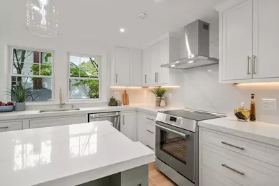 46 Myrtle St, Newton, MA 02465 - Photo 12