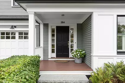 284 Elsinore St, Concord, MA 01742 - Photo 2