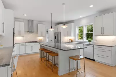 284 Elsinore St, Concord, MA 01742 - Photo 12