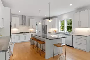 284 Elsinore St, Concord, MA 01742 - Photo 12