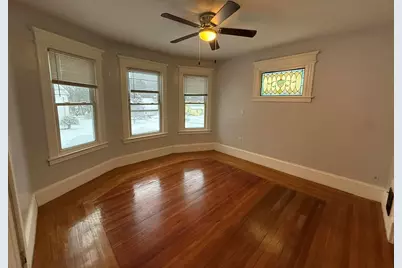 190 Oak #2nd Fl, Springfield, MA 01151 - Photo 6