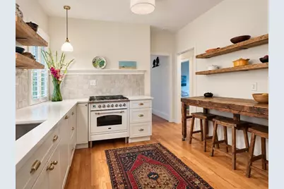 30-32 Granville Rd #2, Cambridge, MA 02138 - Photo 6