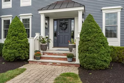 48 Robinson Dr, Bedford, MA 01730 - Photo 2
