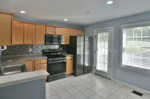 83 Boxberry Ln, Rockland, MA 02370 - Photo 8