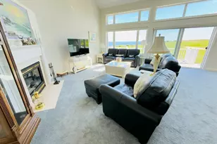 17 Fore Ct, Plymouth, MA 02360 - Photo 4