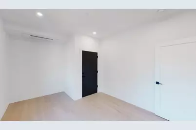 19-21 Buttonwood St, Boston, MA 02125 - Photo 4
