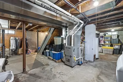 100 Lang St, Springfield, MA 01104 - Photo 32