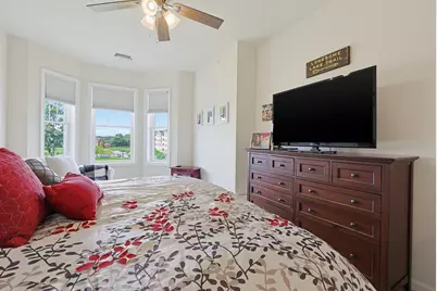 4 Peters Farm Way #409, Westborough, MA 01581 - Photo 2
